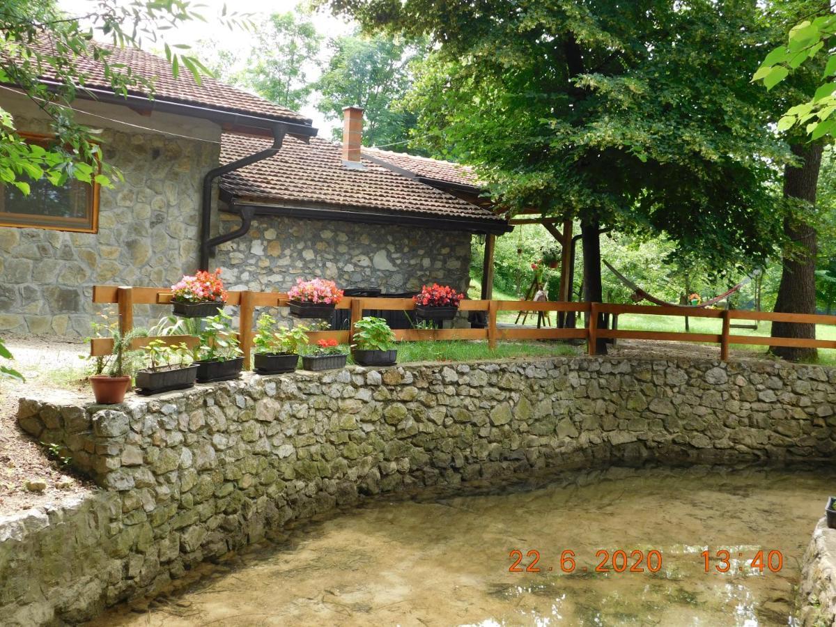 Apartment Green Lagoon Bihać Buitenkant foto